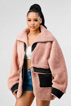 Load image into Gallery viewer, ATHINA OVERSIZED SHERPA WITH CONTRAST JACKET
