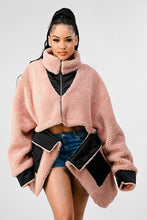 Load image into Gallery viewer, ATHINA OVERSIZED SHERPA WITH CONTRAST JACKET
