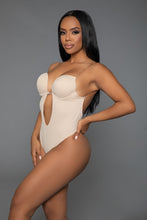 Load image into Gallery viewer, Looking Curvy Bodysuit Shaper
