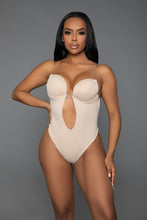 Load image into Gallery viewer, Looking Curvy Bodysuit Shaper
